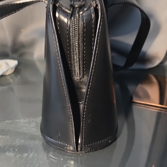 Vintage Bally Black Leather Shoulder Bag  Gold BB Logo |Authentic w/ COA - Picture 9 of 15